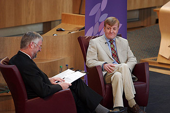 Alex Fergusson MSP and Charles Kennedy MP in the debating chamber